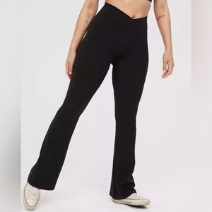 OFFLINE By Aerie Real Me High Waisted Crossover Flare Legging